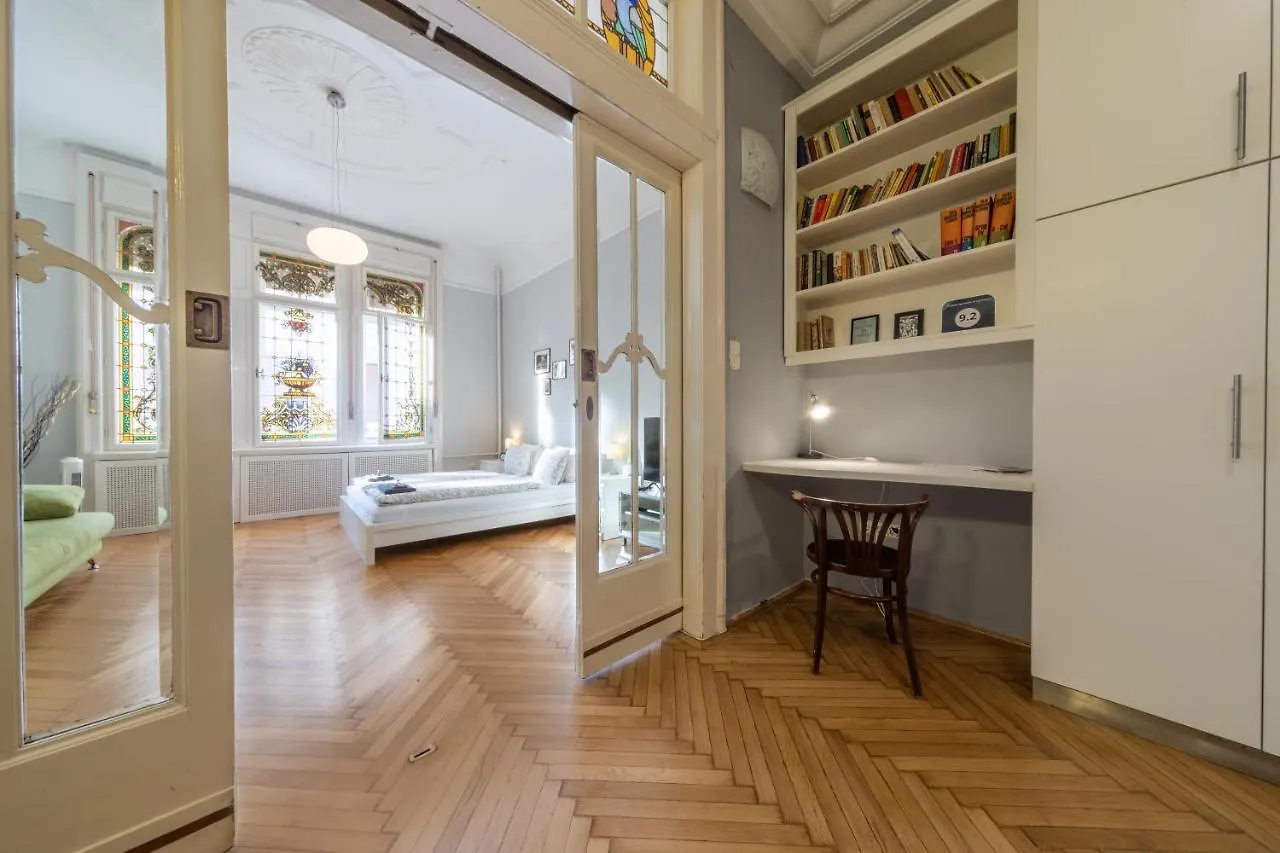 Elisabeth Apartment On Vaci Street Budapest