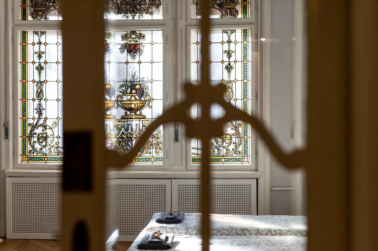 Elisabeth Apartment On Vaci Street Budapest