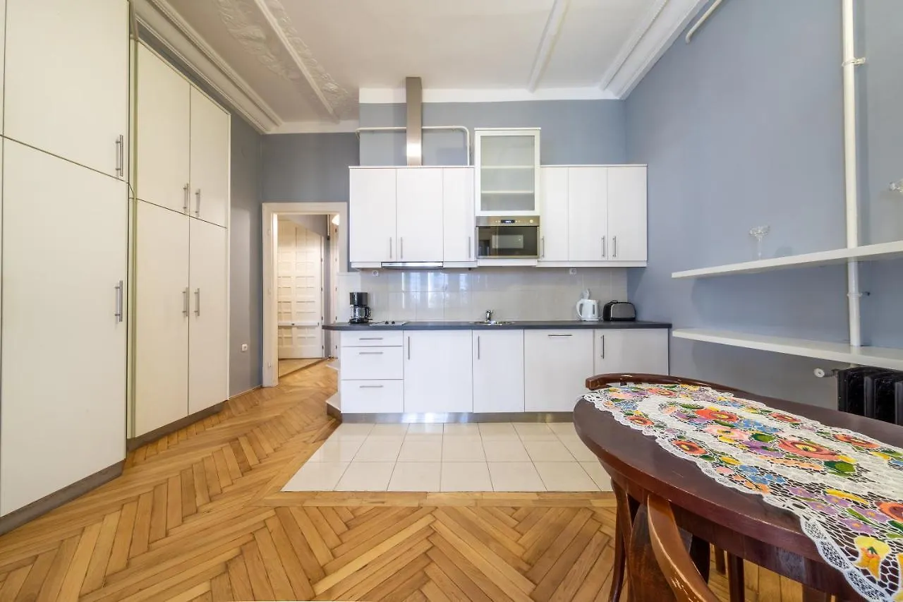 Elisabeth Apartment On Vaci Street بودابست المجر
