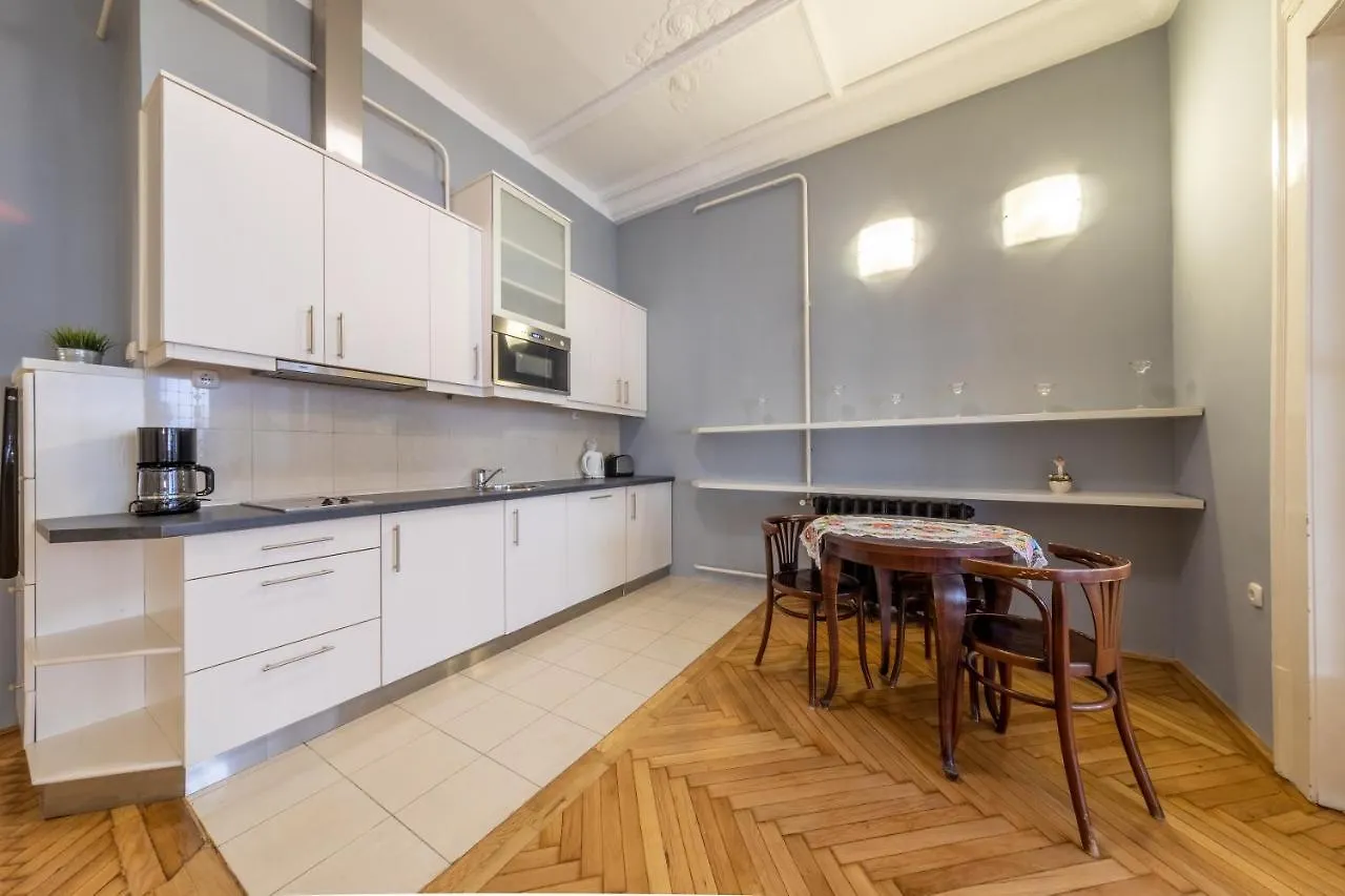 Elisabeth Apartment On Vaci Street بودابست المجر